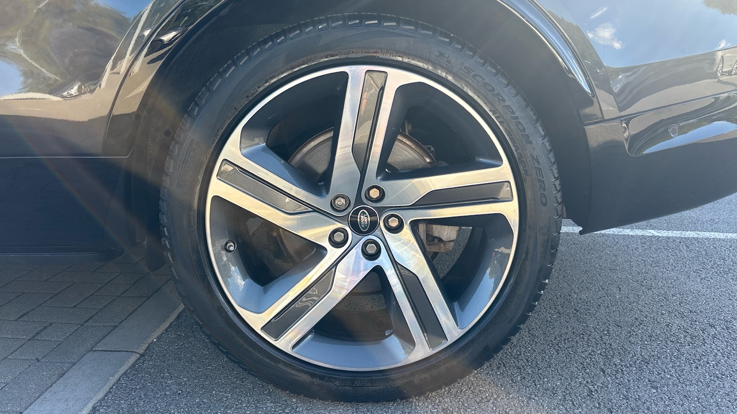 Used Land Rover Discovery 2021 for sale - 76045365: Photo 34