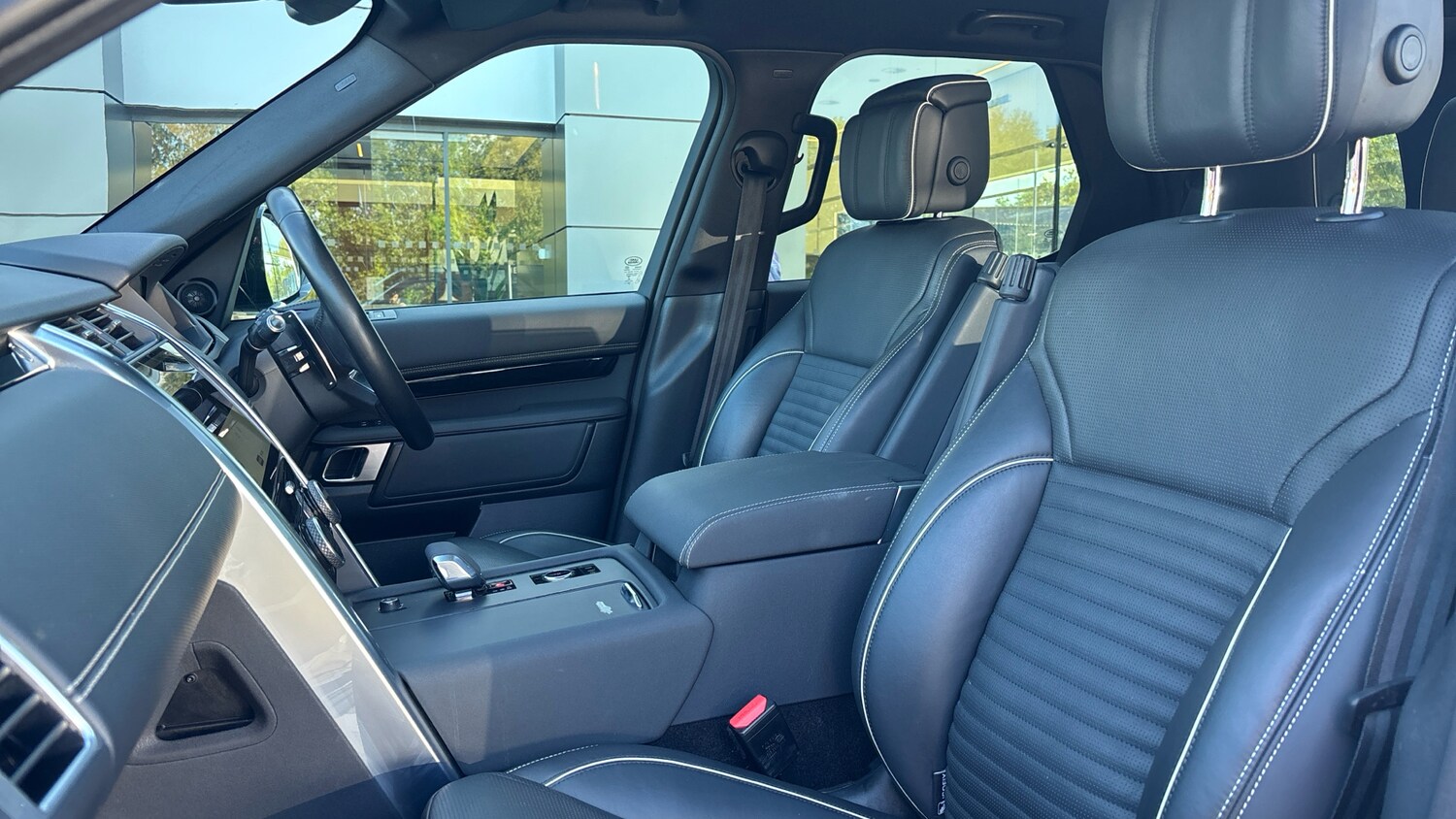 Used Land Rover Discovery 2021 for sale - 76045365: Photo 53