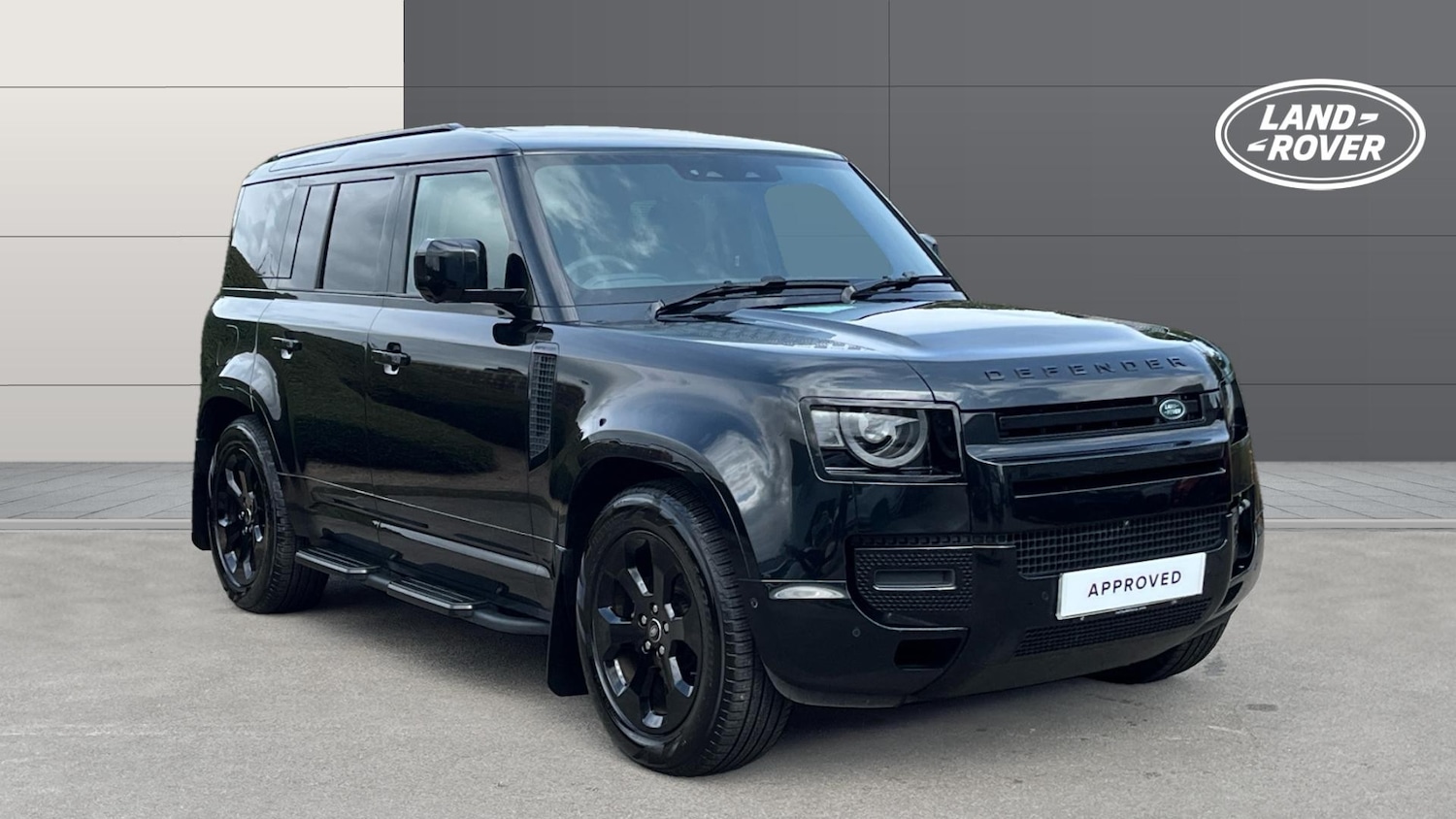 Used Land Rover Defender 2024 for sale - 76738639: Photo 1