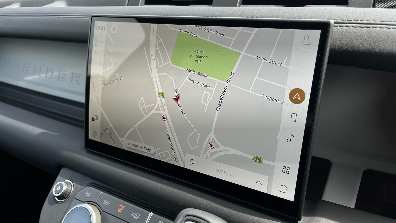 Used Land Rover Defender 2024 for sale - 76738639: Photo 11