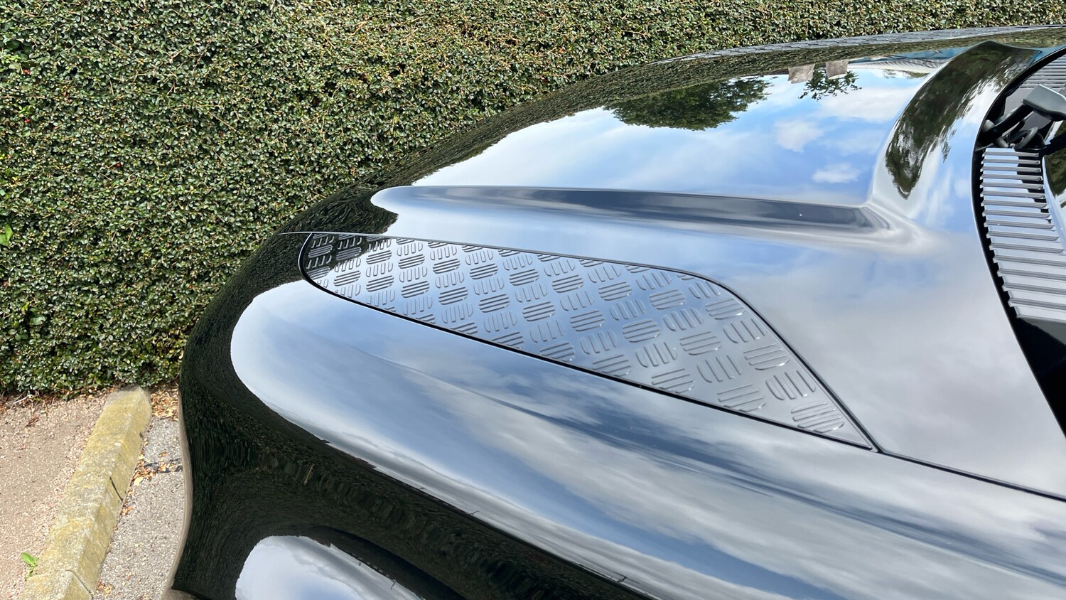 Used Land Rover Defender 2024 for sale - 76738639: Photo 22