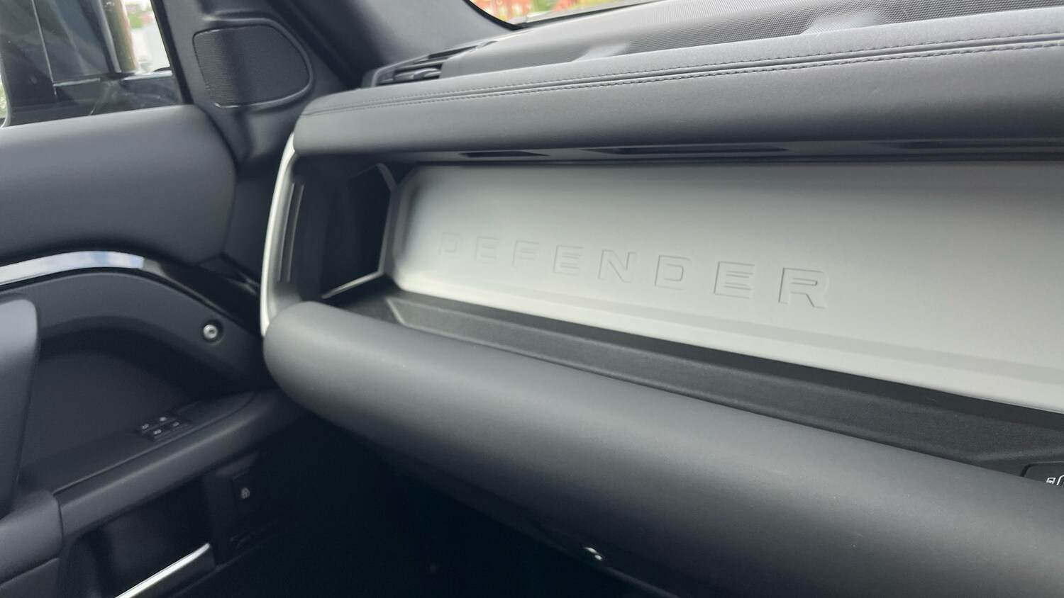 Used Land Rover Defender 2024 for sale - 76738639: Photo 23