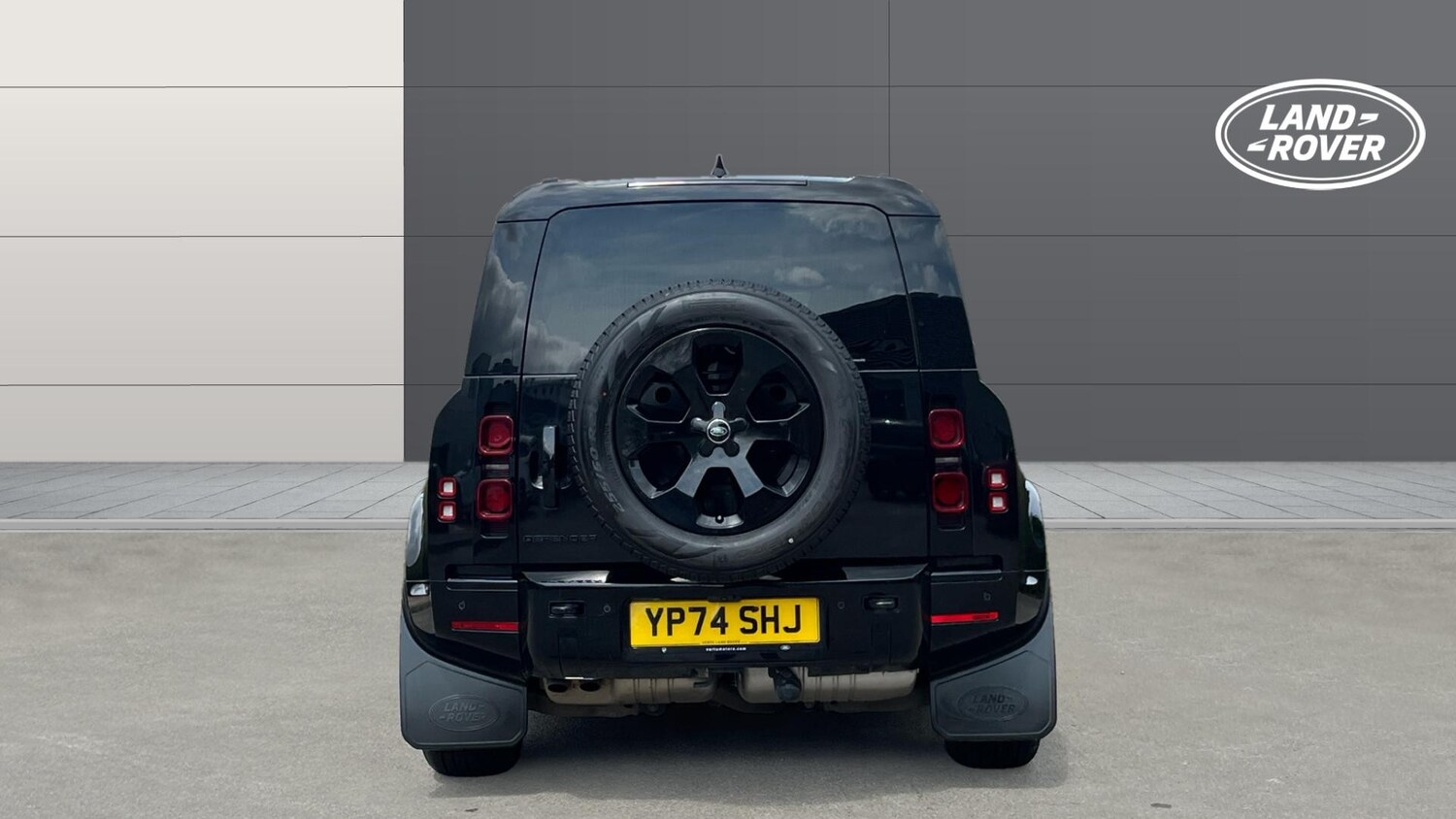 Used Land Rover Defender 2024 for sale - 76738639: Photo 6