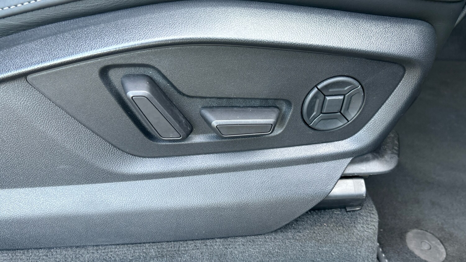 Used Audi Q7 2020 for sale - 76599887: Photo 48