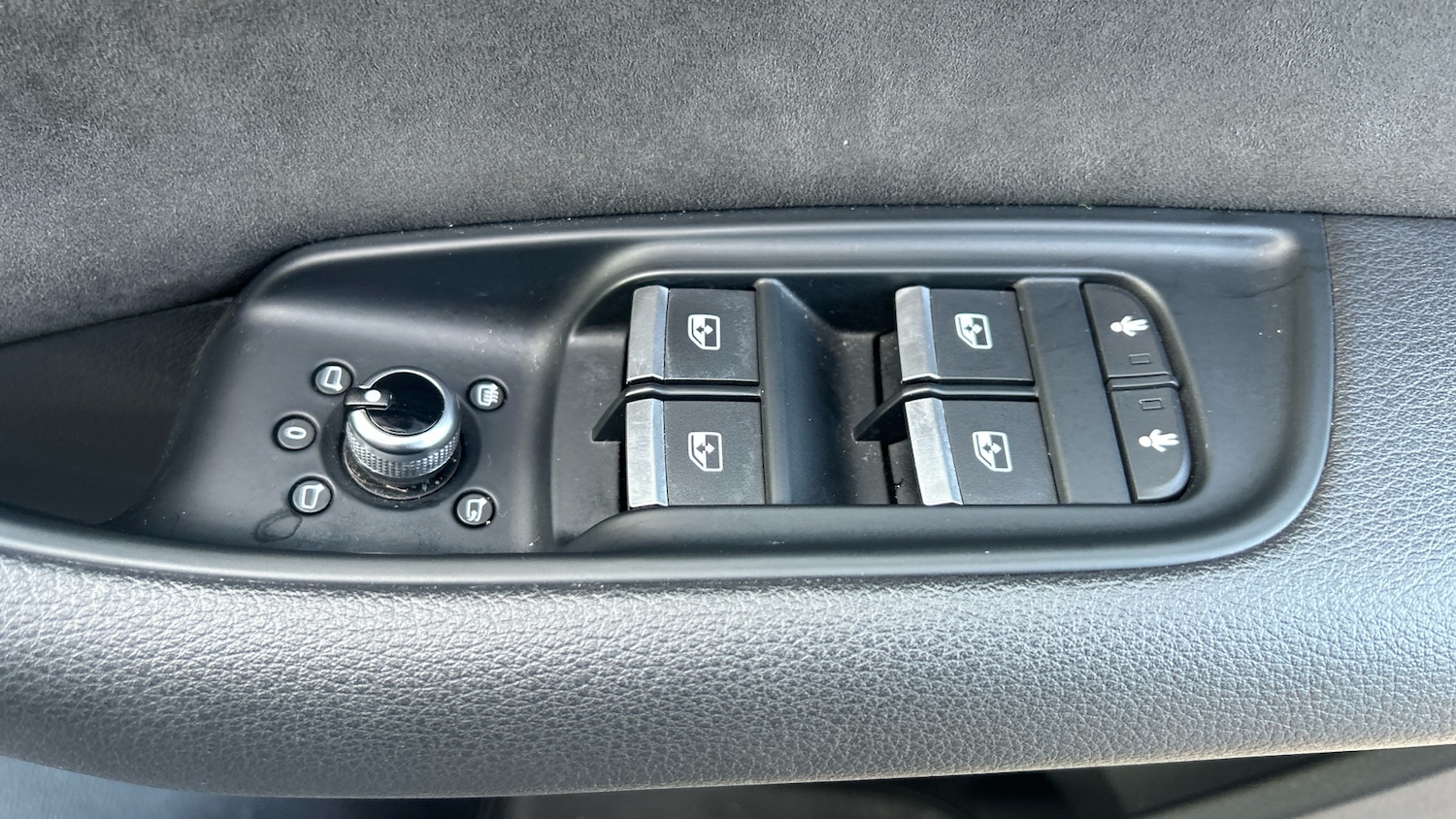 Used Audi Q7 2020 for sale - 76599887: Photo 50