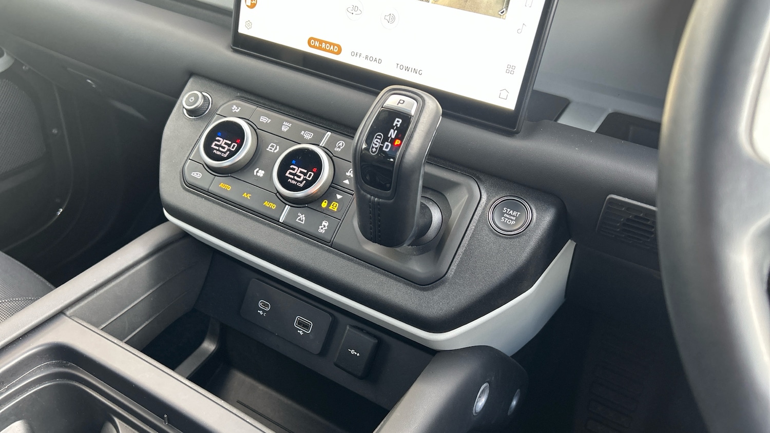 Used Land Rover Defender 2024 for sale - 76343856: Photo 13