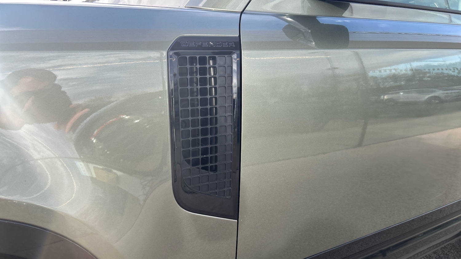 Used Land Rover Defender 2024 for sale - 76343856: Photo 30