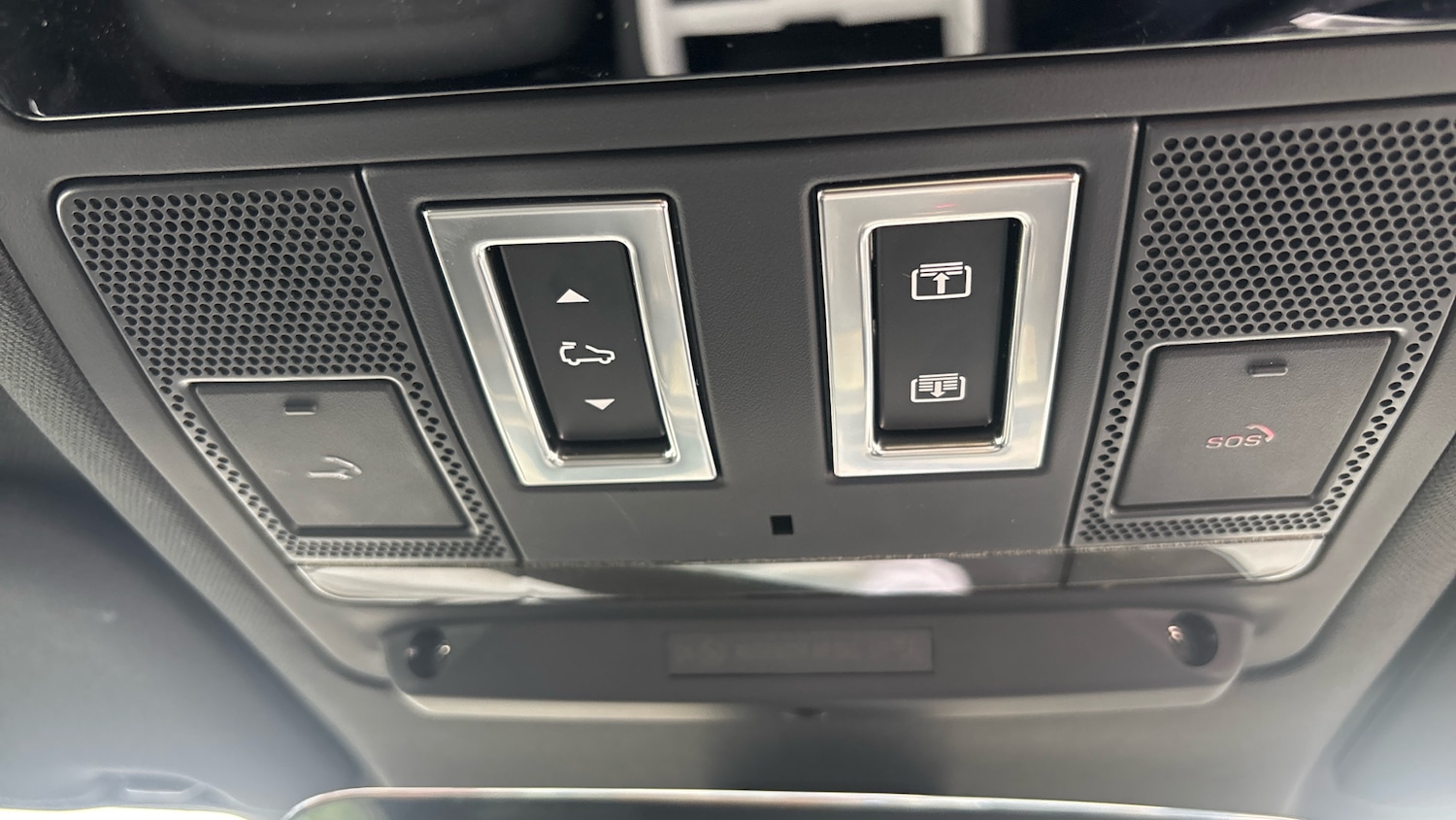 Used Land Rover Defender 2025 for sale - 76330336: Photo 57