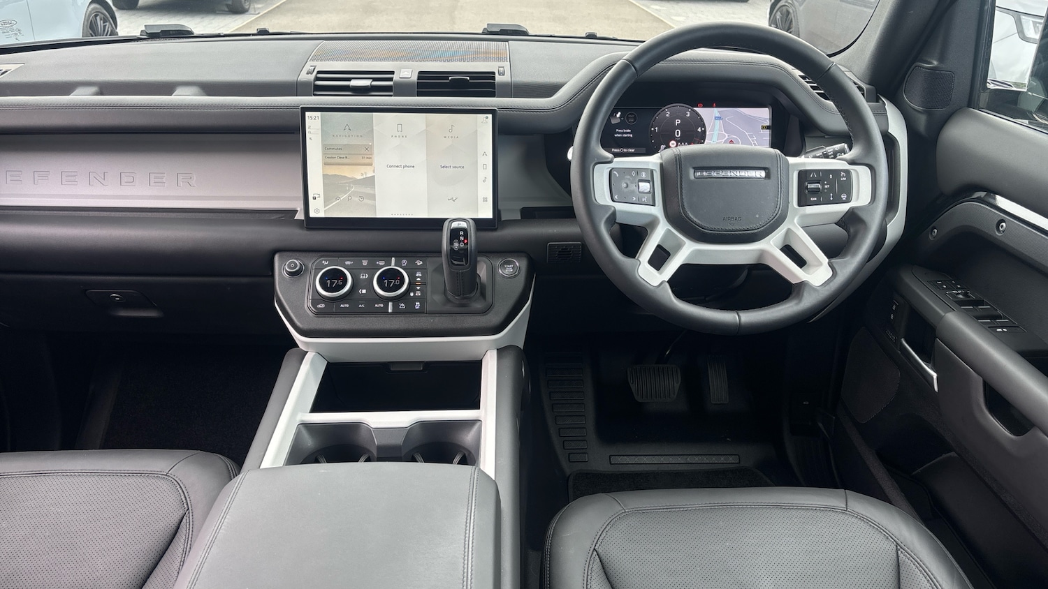 Used Land Rover Defender 2025 for sale - 76330336: Photo 9