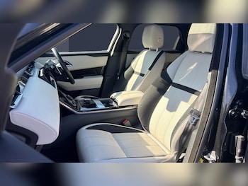 Used Land Rover Range Rover Velar 2019 for sale - 75651895: Photo
