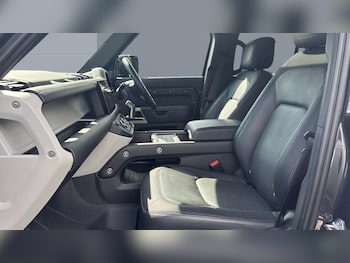 Used Land Rover Defender 2022 for sale - 75282994: Photo