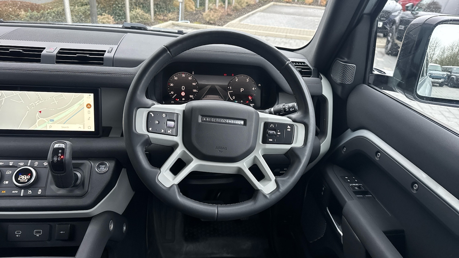 Used Land Rover Defender 2022 for sale - 77365101: Photo 15