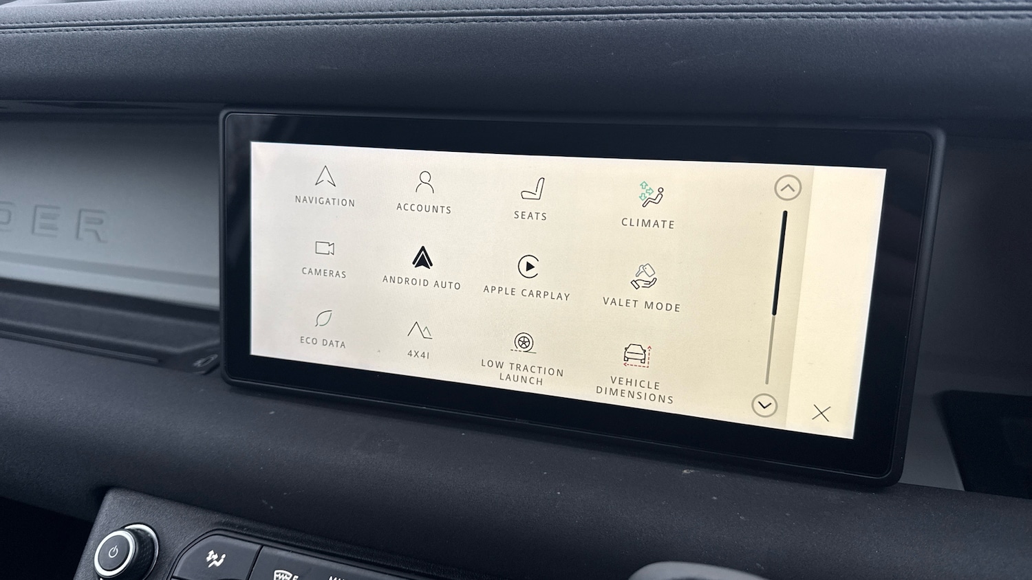 Used Land Rover Defender 2022 for sale - 77365101: Photo 47