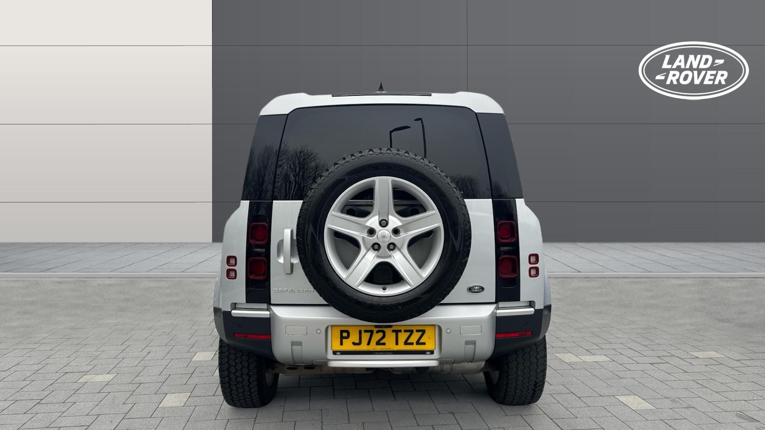 Used Land Rover Defender 2022 for sale - 77365101: Photo 6