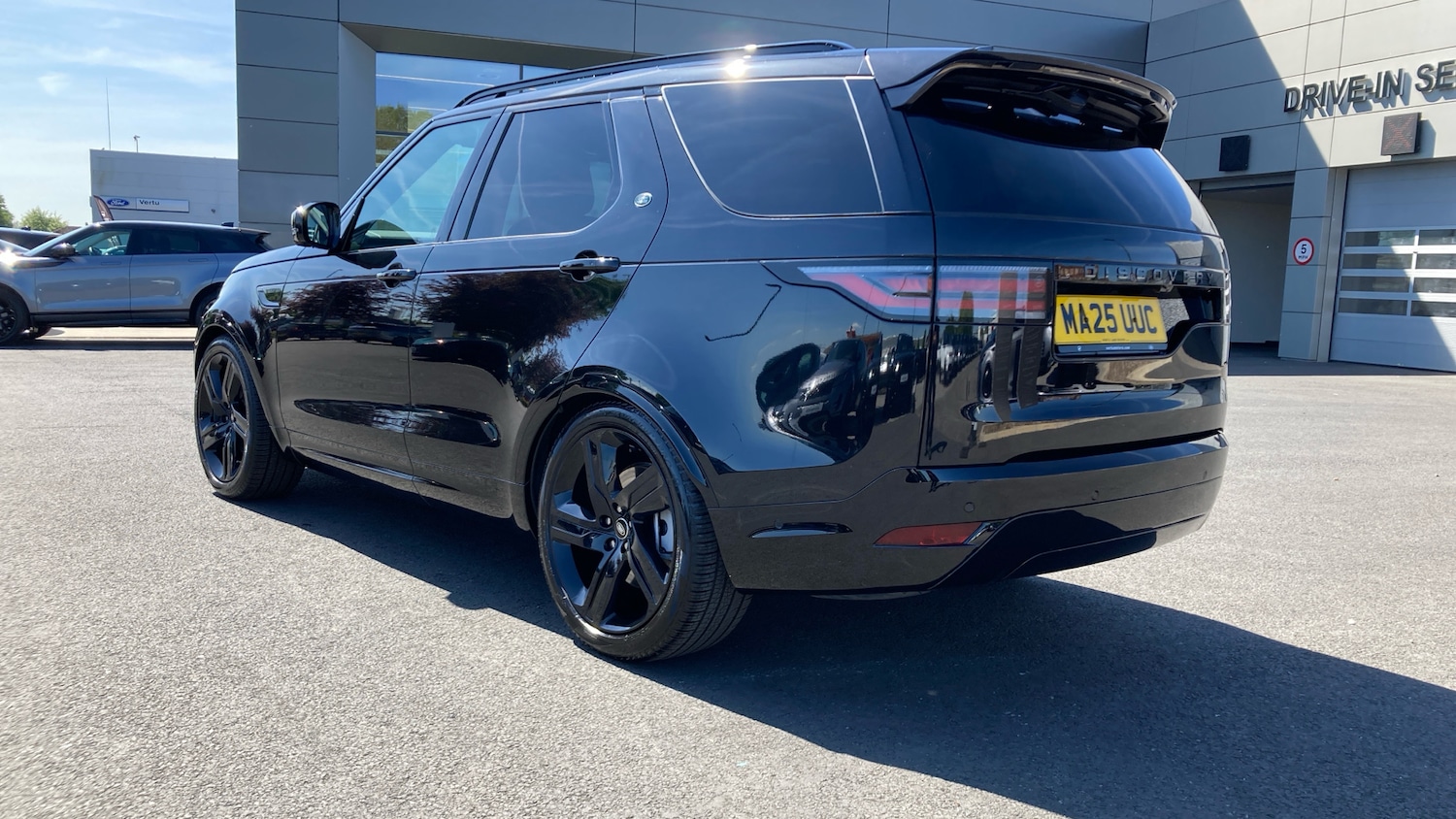 Used Land Rover Discovery 2025 for sale - 77517441: Photo 40