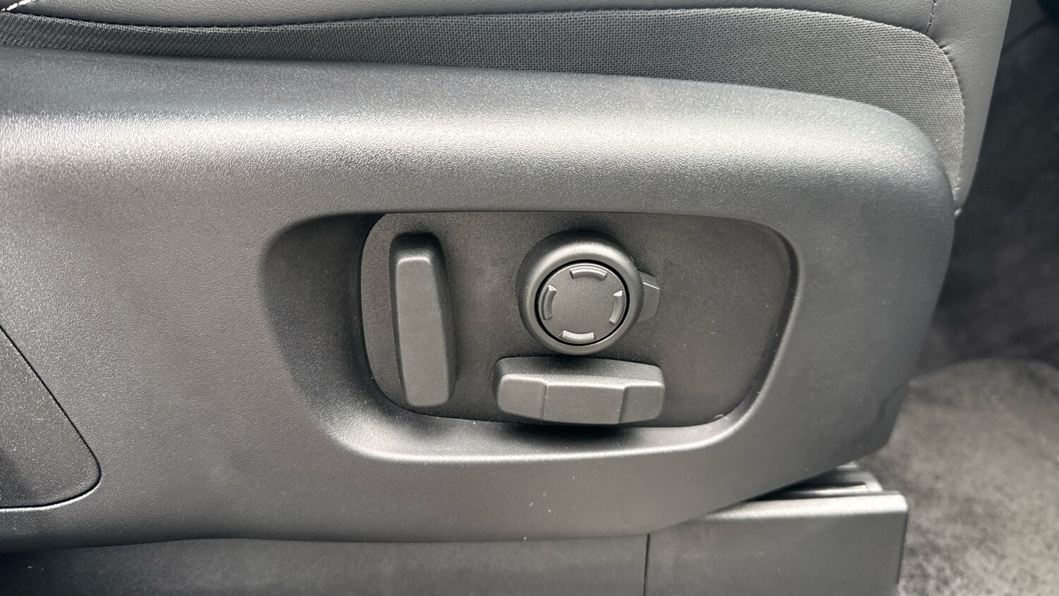 Used Land Rover Discovery 2025 for sale - 77517441: Photo 47