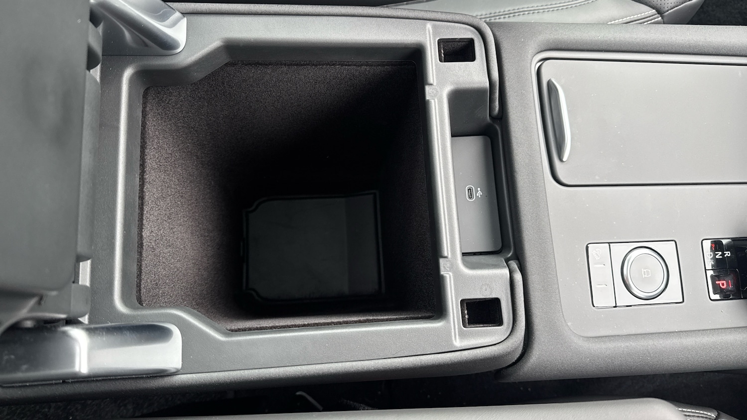 Used Land Rover Discovery 2025 for sale - 77517441: Photo 58