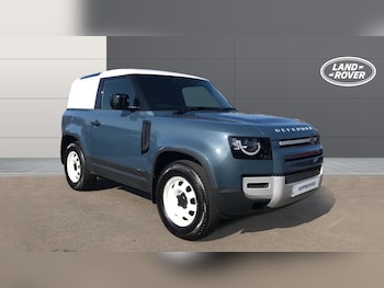 Land Rover Defender feature image