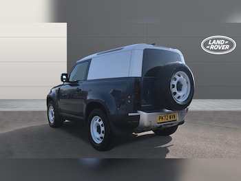 Used Land Rover Defender 2022 for sale - 77354241: Photo