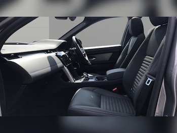 Used Land Rover Discovery Sport 2025 for sale - 75894444: Photo