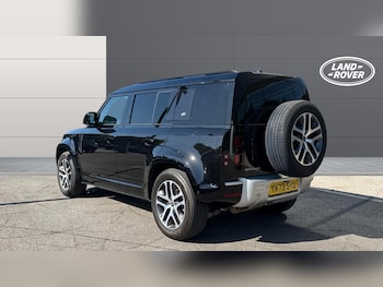 Used Land Rover Defender 2024 for sale - 79151541: Photo