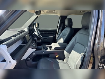 Used Land Rover Defender 2024 for sale - 79151541: Photo
