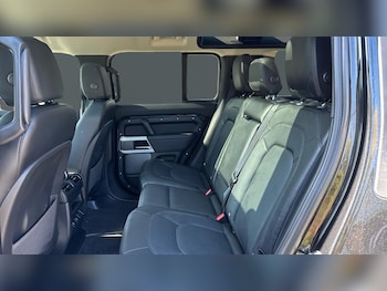 Used Land Rover Defender 2024 for sale - 79151541: Photo