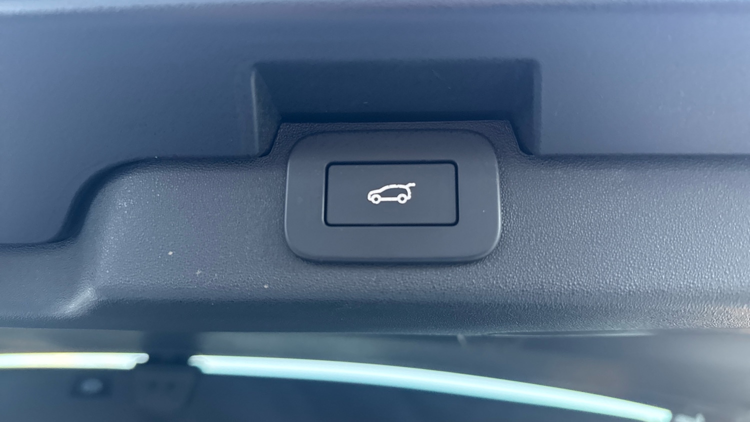 Used Land Rover Discovery 2023 for sale - 76734335: Photo 40