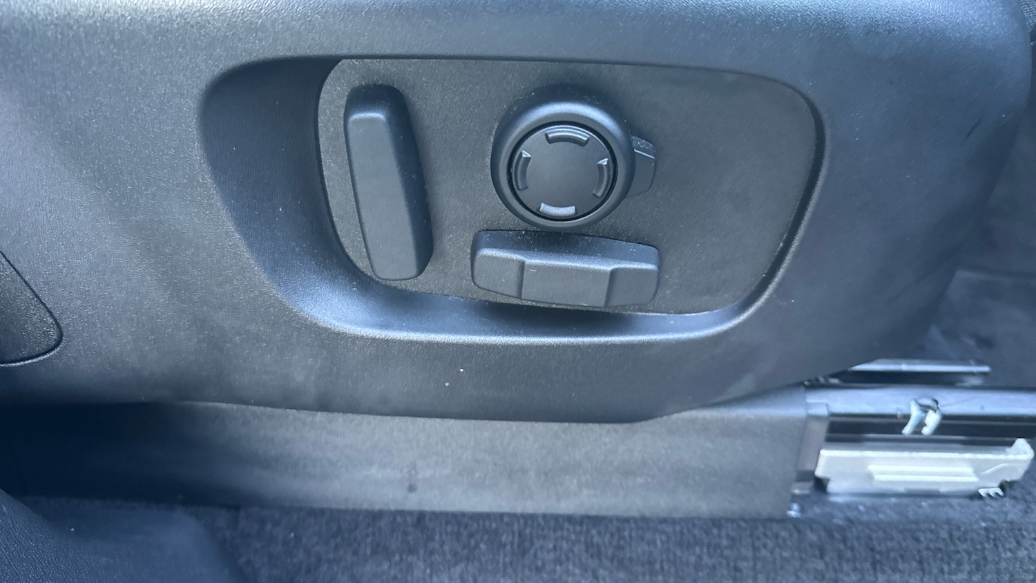 Used Land Rover Discovery 2023 for sale - 76734335: Photo 47