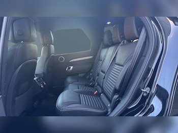 Used Land Rover Discovery 2023 for sale - 76734335: Photo