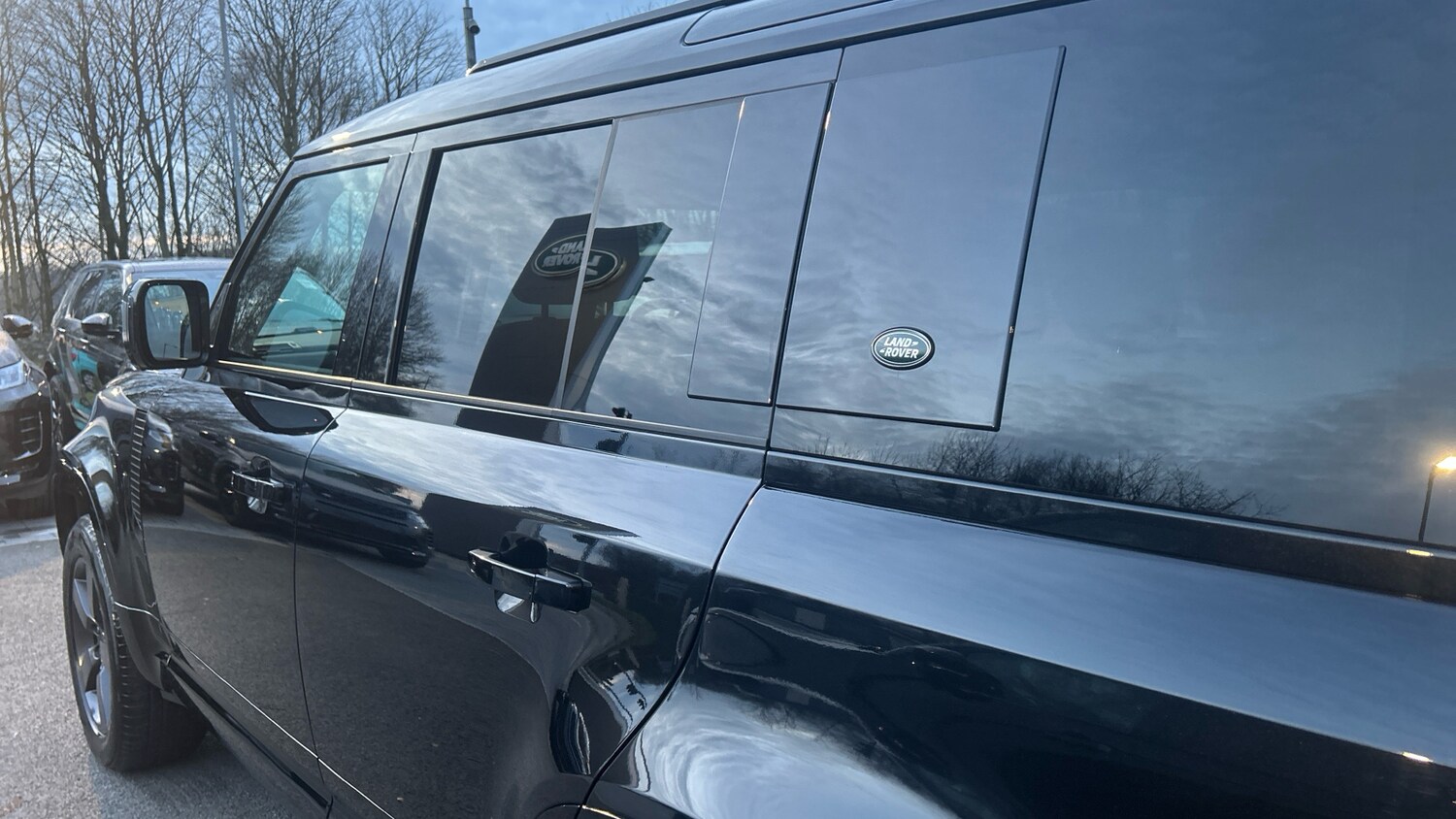 Used Land Rover Defender 2024 for sale - 76625608: Photo 29