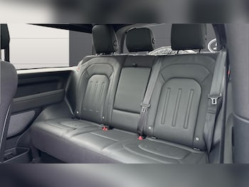 Used Land Rover Defender 2021 for sale - 78284566: Photo