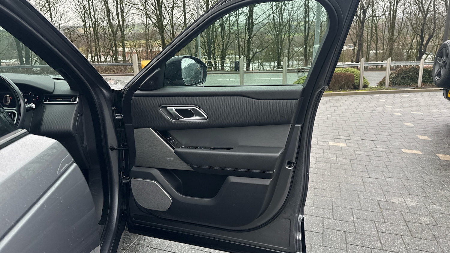 Used Land Rover Range Rover Velar 2021 for sale - 77432472: Photo 42