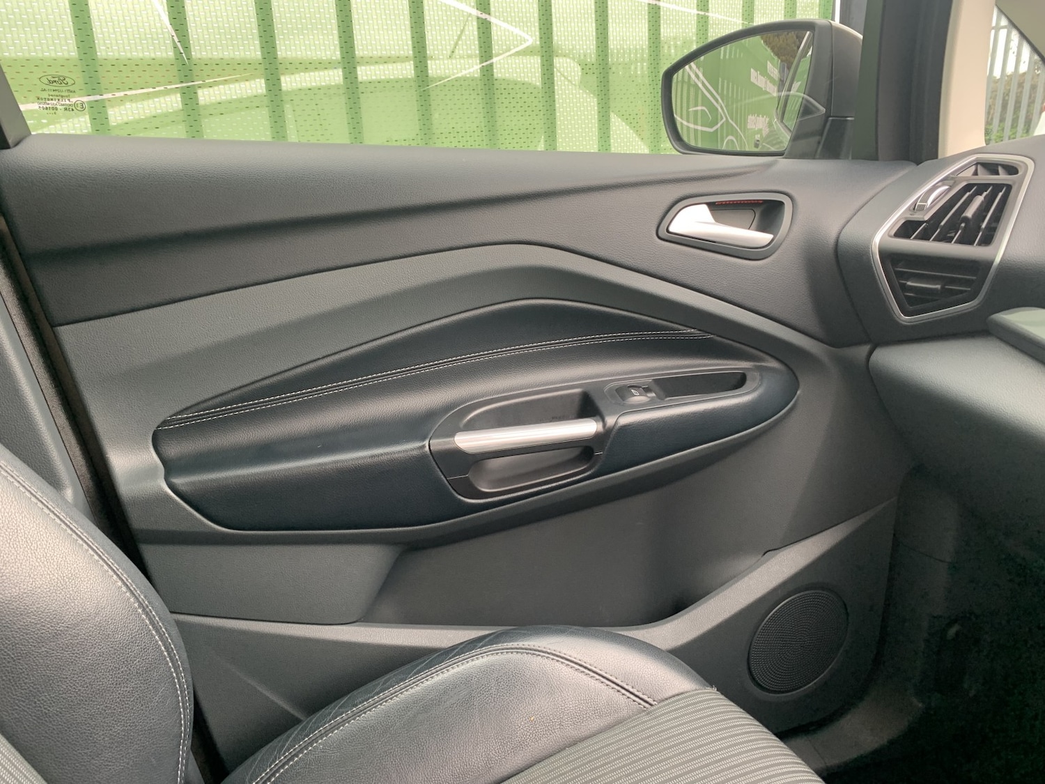 Used Ford C-Max 2014 for sale - 77694236: Photo 28