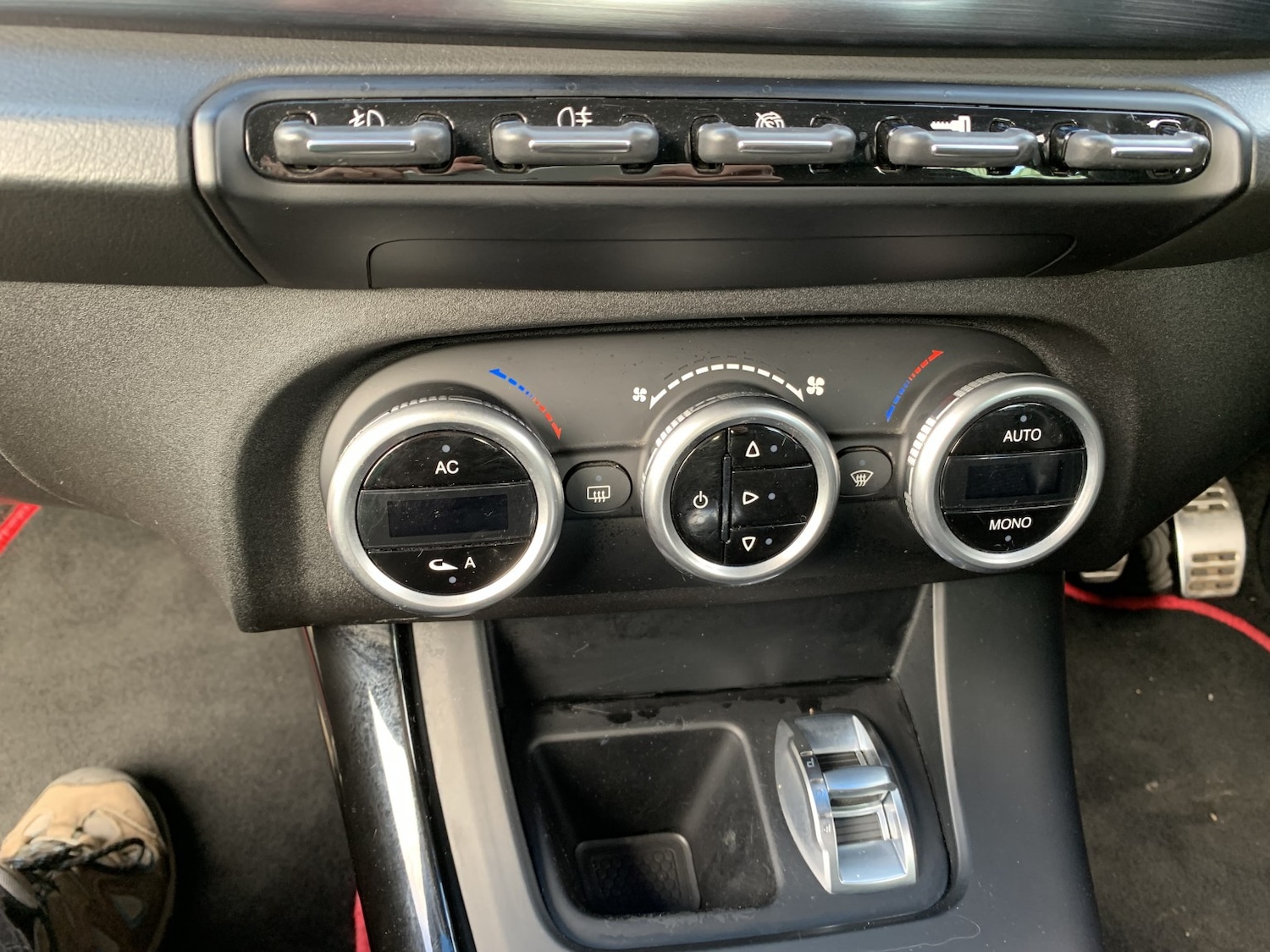 Used Alfa Romeo Giulietta 2012 for sale - 76521077: Photo 17