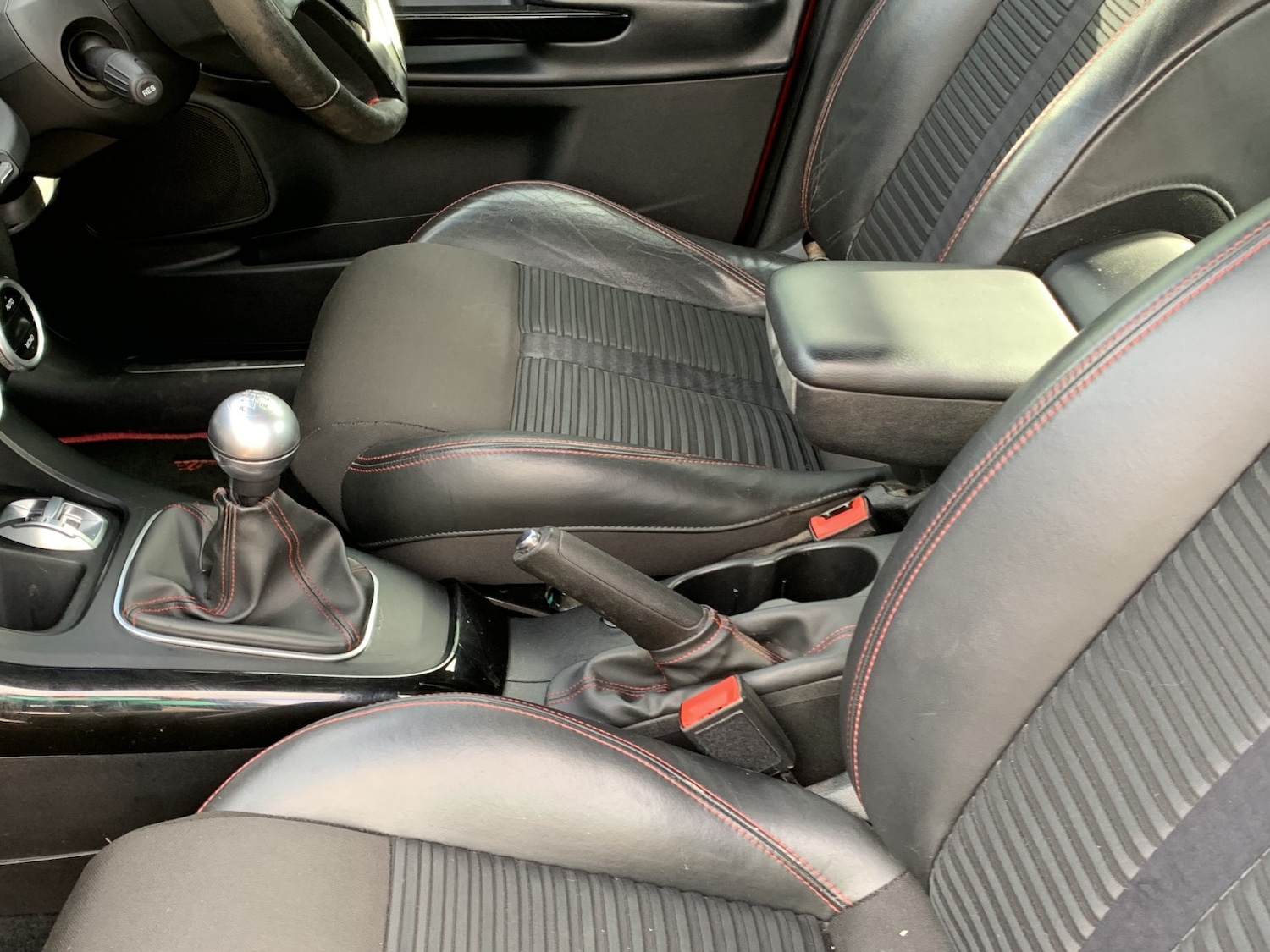 Used Alfa Romeo Giulietta 2012 for sale - 76521077: Photo 24