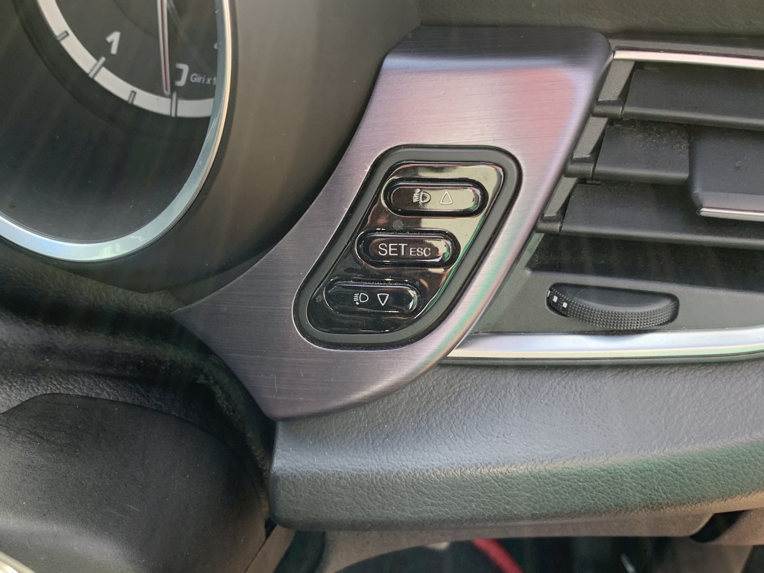 Used Alfa Romeo Giulietta 2012 for sale - 76521077: Photo 46