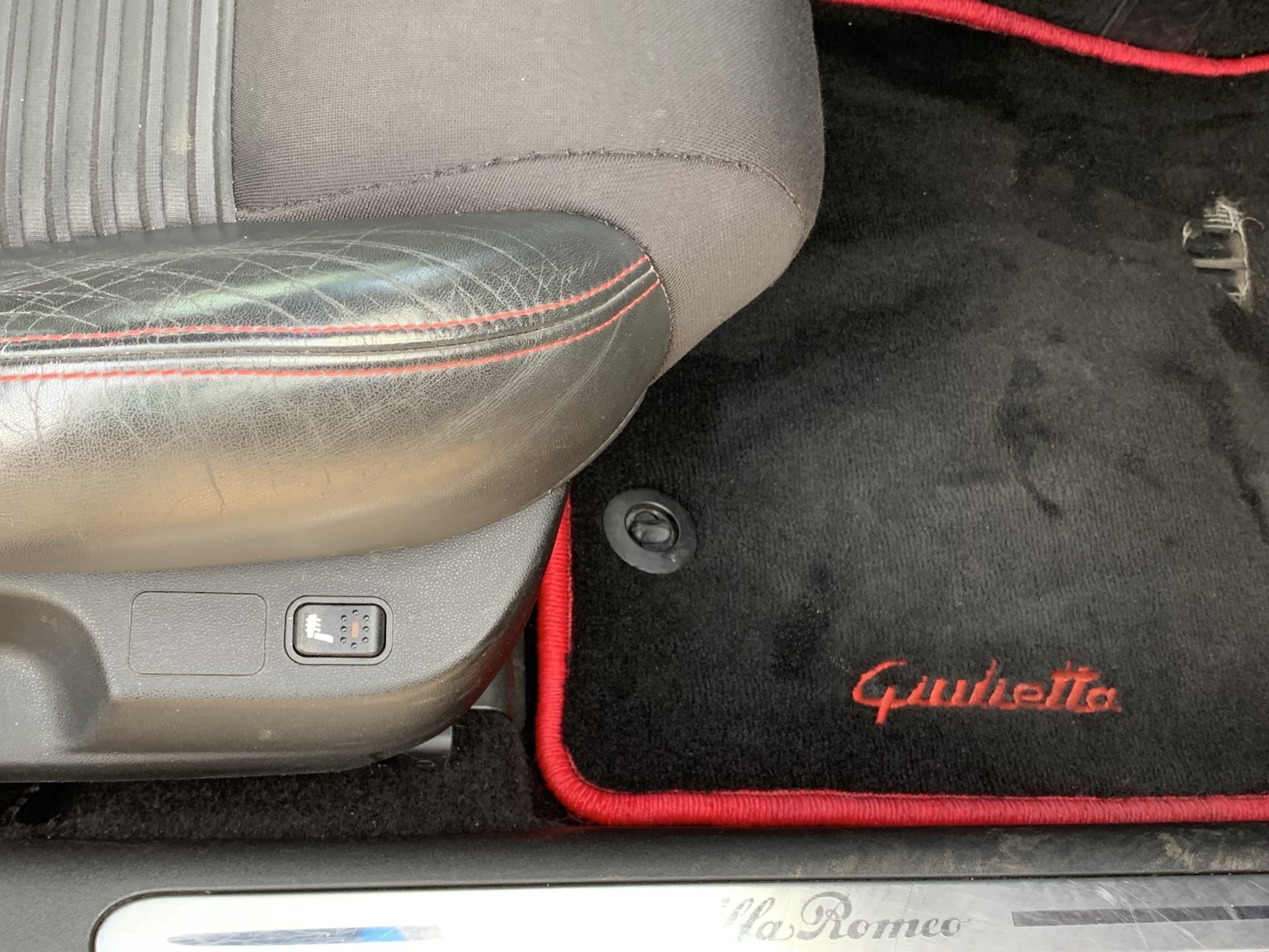 Used Alfa Romeo Giulietta 2012 for sale - 76521077: Photo 48