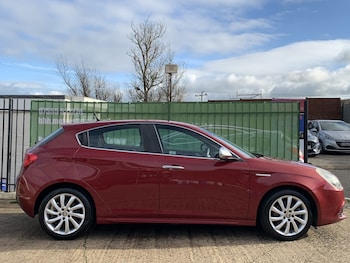 Used Alfa Romeo Giulietta 2012 for sale - 76521077: Photo