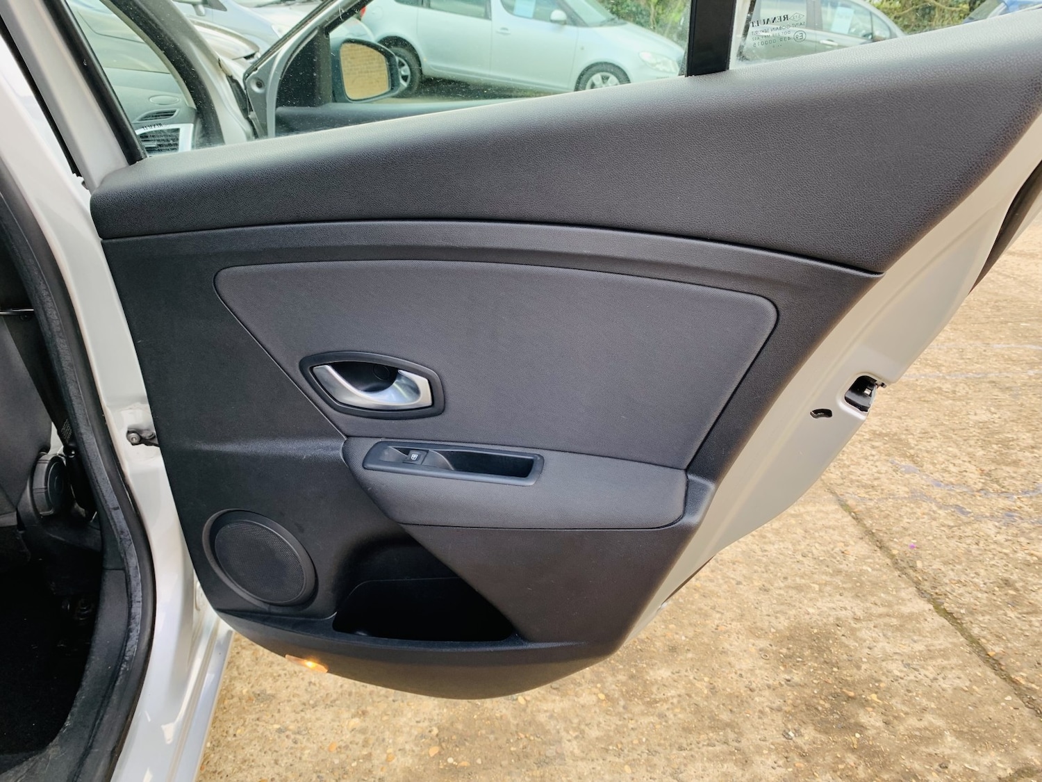 Used Renault Megane 2009 for sale - 78141088: Photo 16