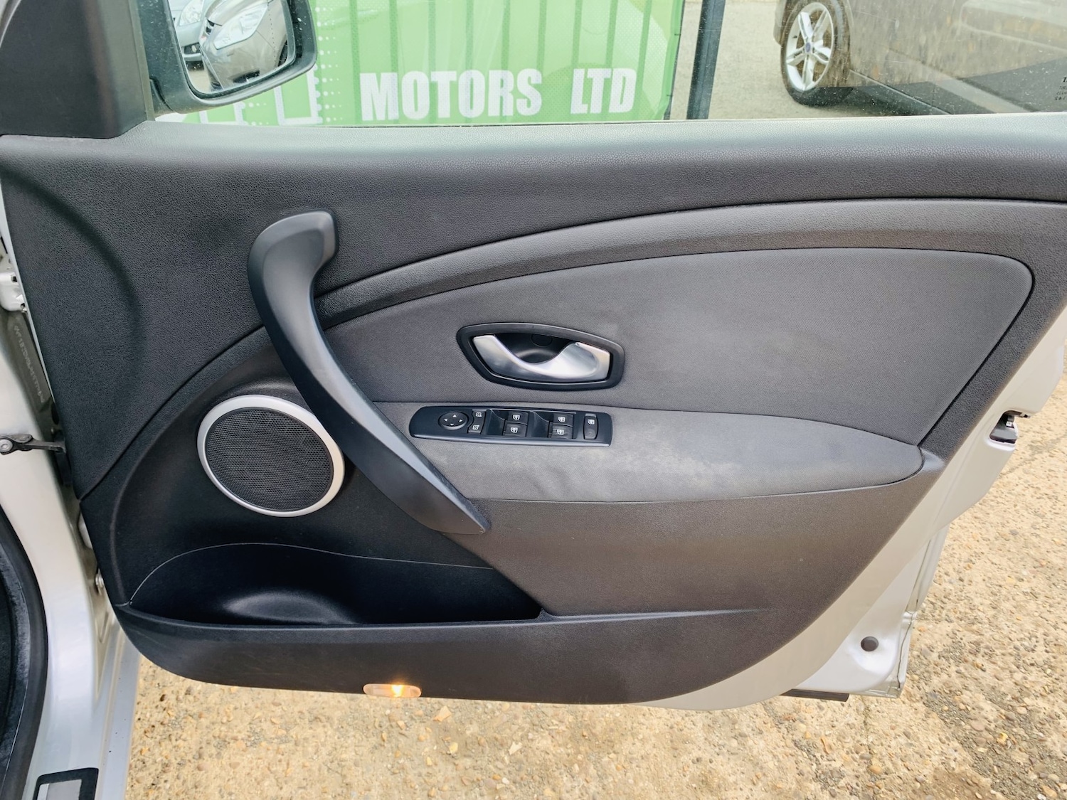 Used Renault Megane 2009 for sale - 78141088: Photo 23