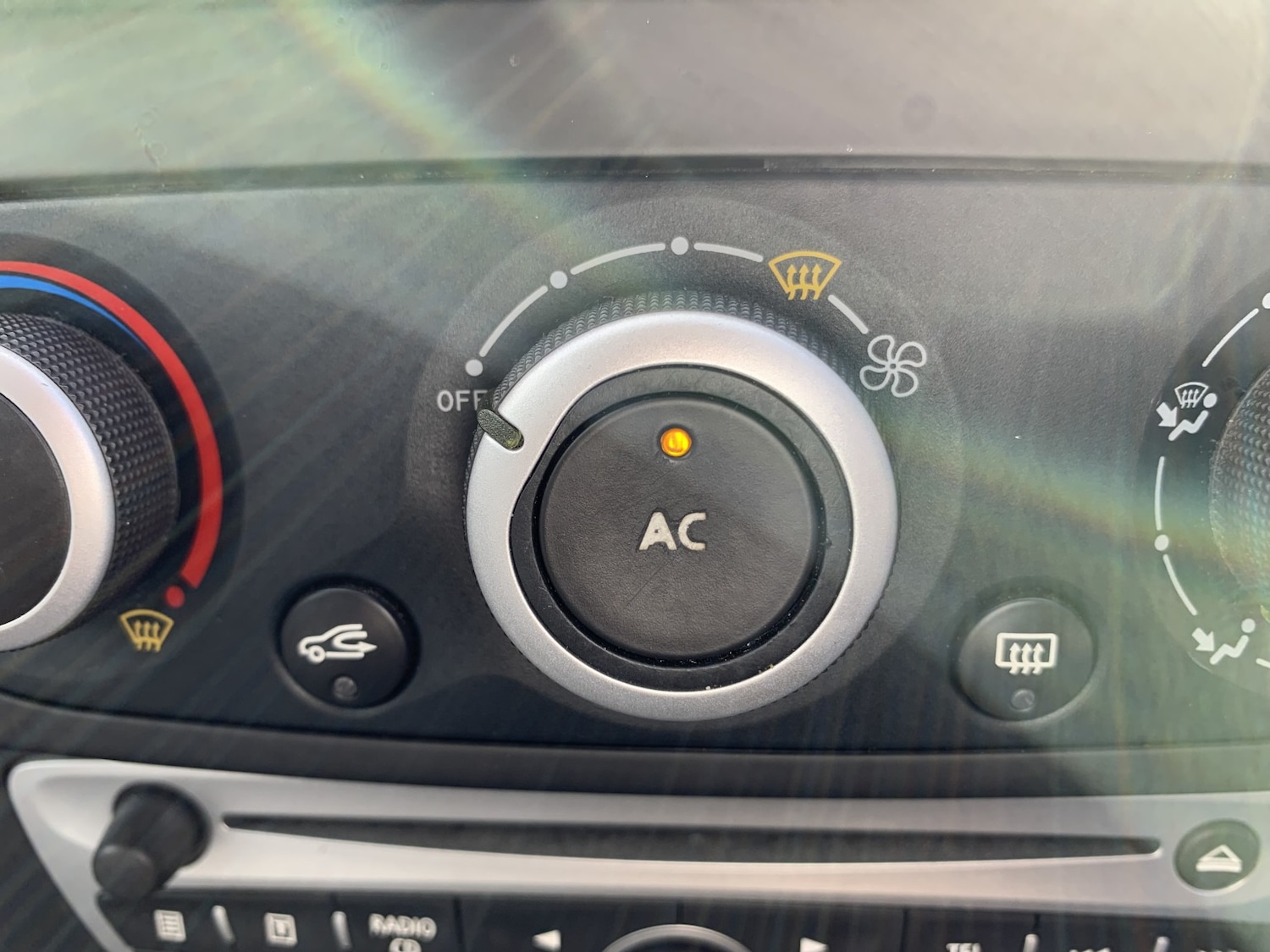 Used Renault Megane 2009 for sale - 78141088: Photo 37