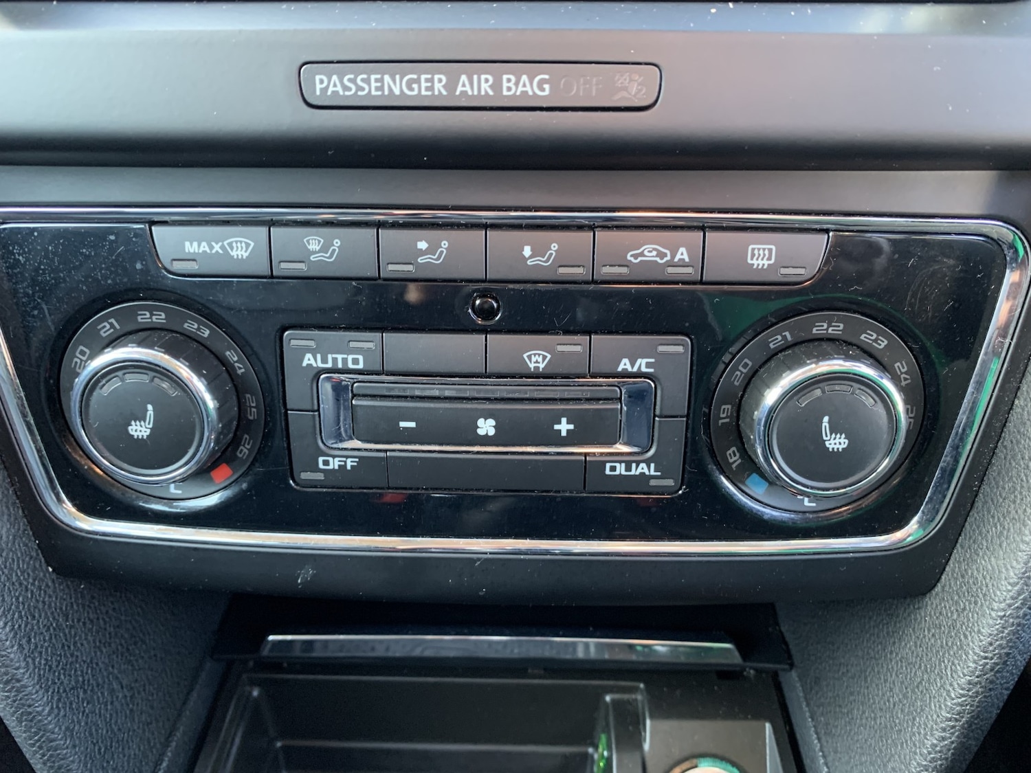 Used Skoda Superb 2013 for sale - 77420322: Photo 24