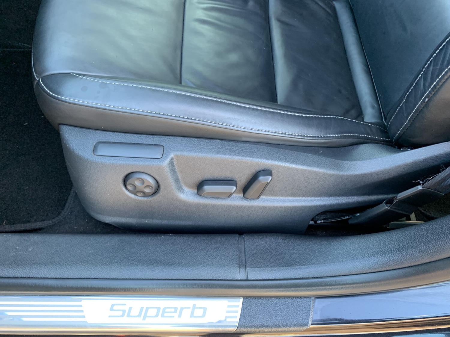 Used Skoda Superb 2013 for sale - 77420322: Photo 8