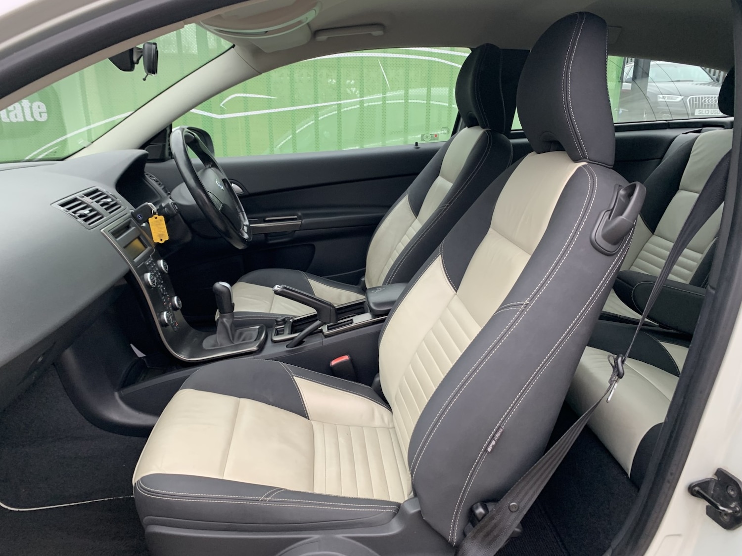 Used Volvo C30 2011 for sale - 77423515: Photo 14