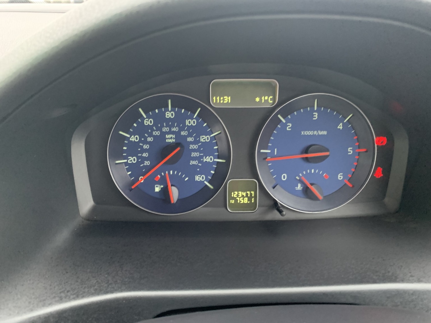 Used Volvo C30 2011 for sale - 77423515: Photo 23