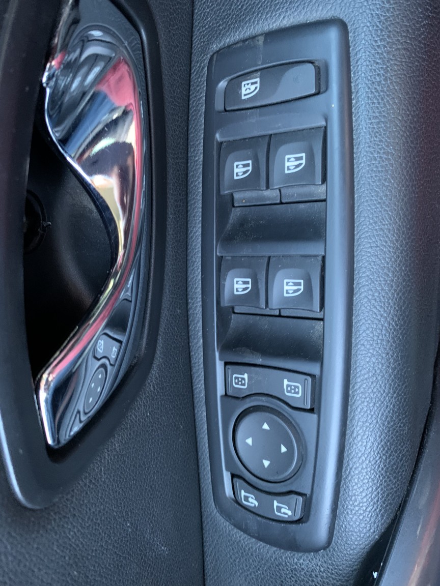 Used Renault Megane 2014 for sale - 77420315: Photo 40