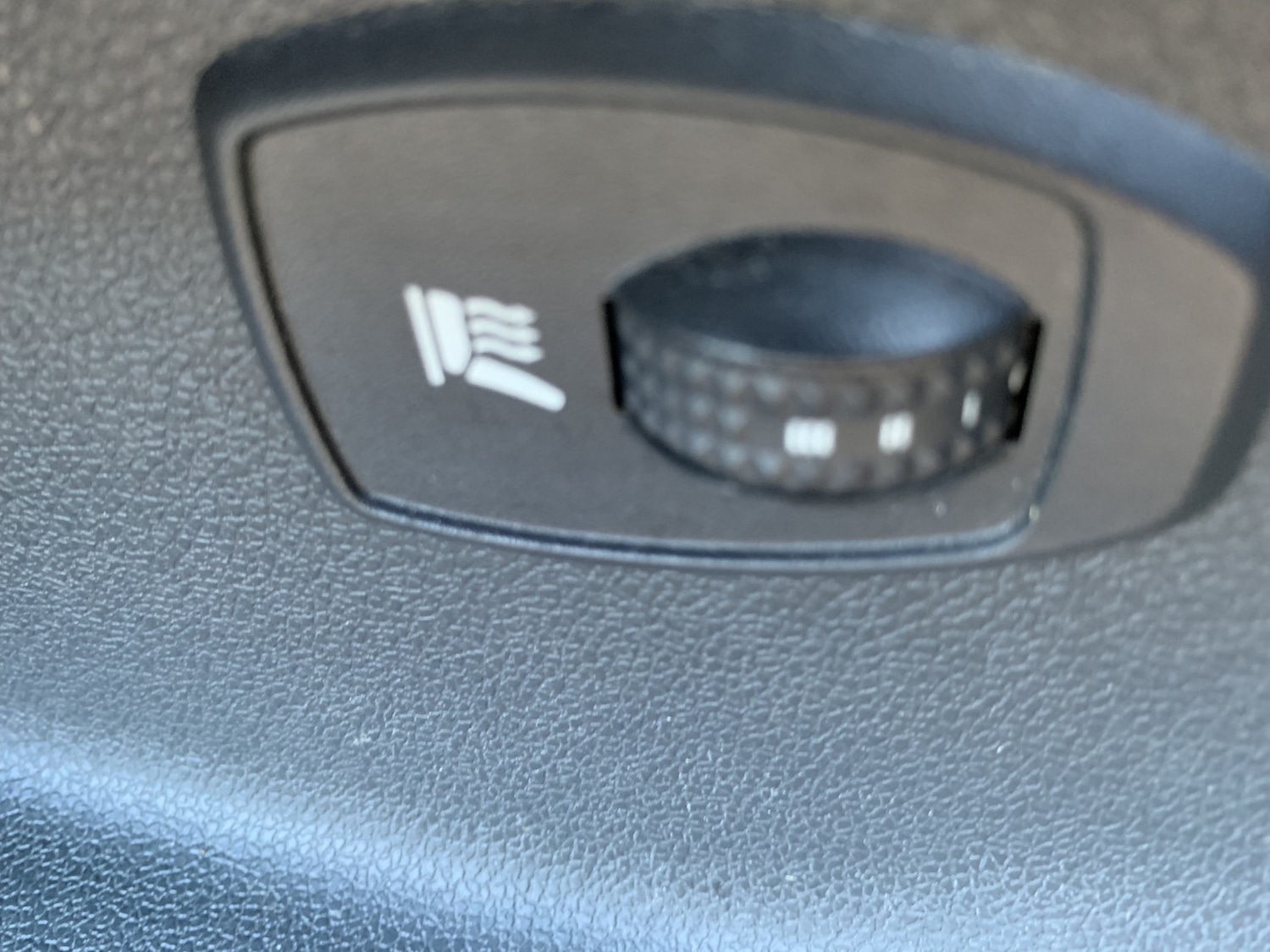 Used Renault Megane 2014 for sale - 77420315: Photo 42