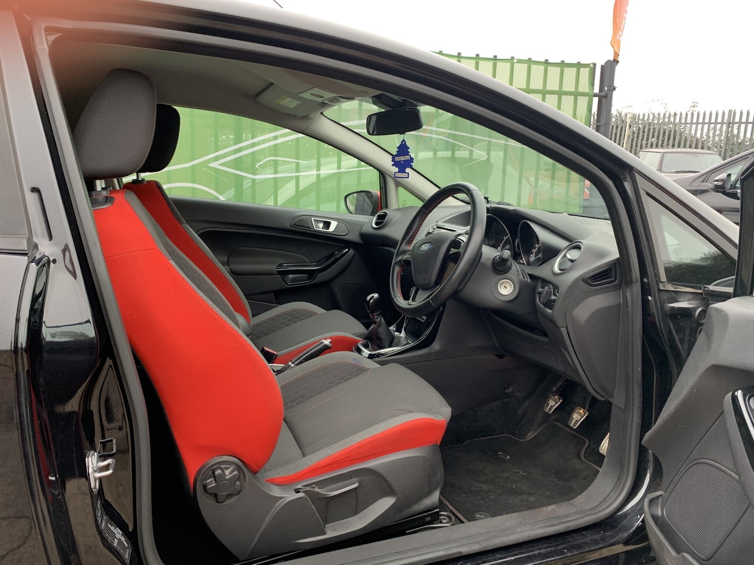 Used Ford Fiesta 2015 for sale - 77798586: Photo 26