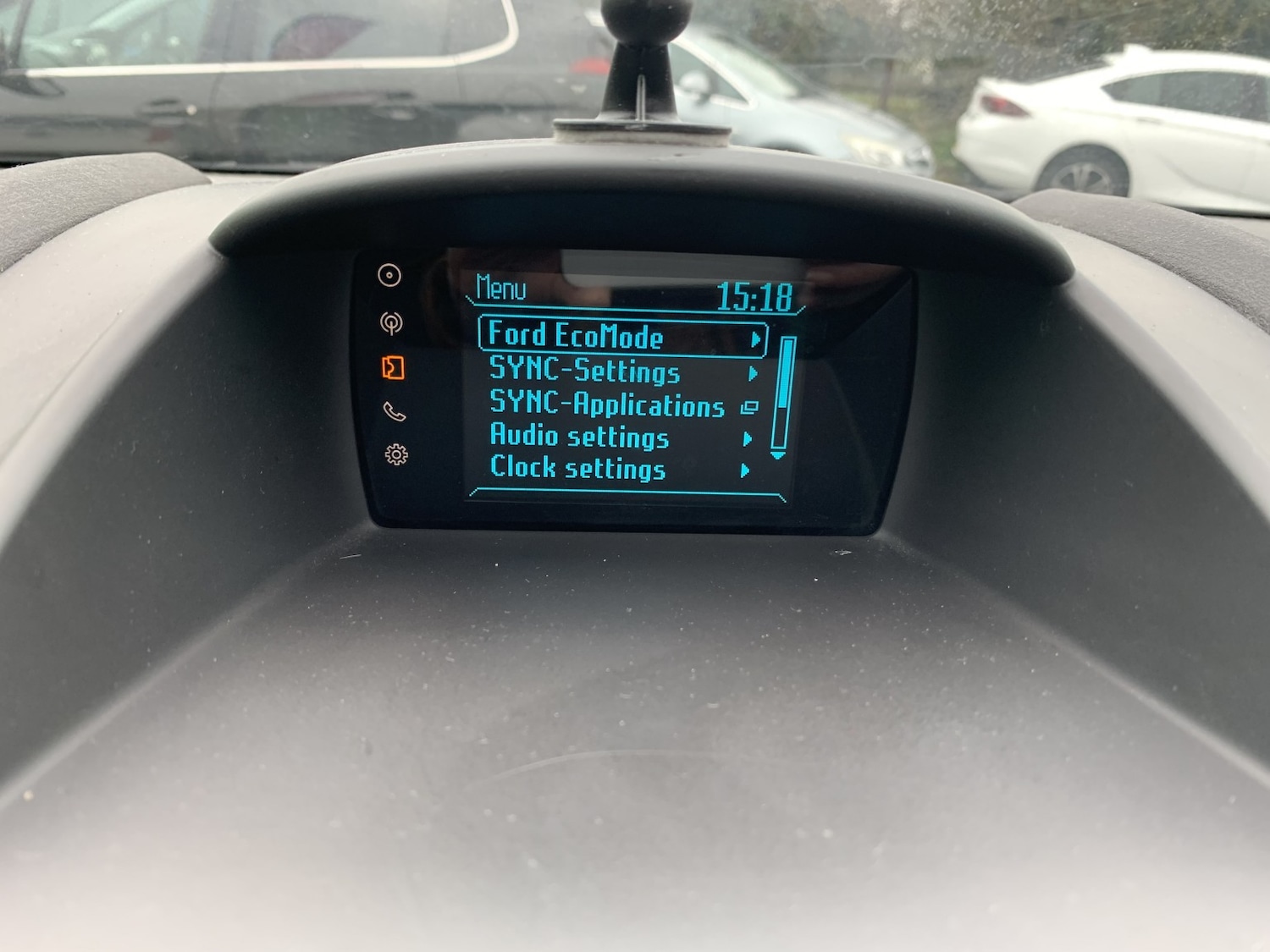 Used Ford Fiesta 2015 for sale - 77798586: Photo 32